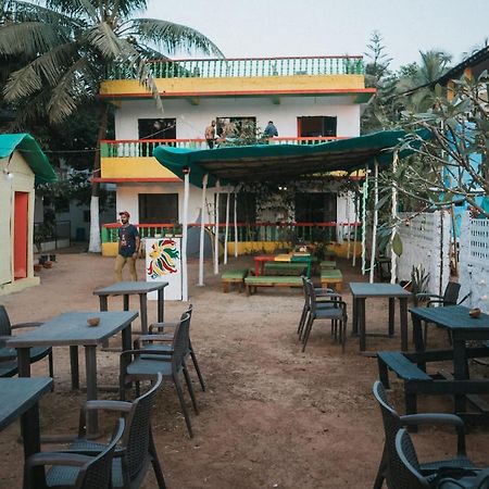Rasta Mansion Beach Hostel And Rooms Arambol Kültér fotó
