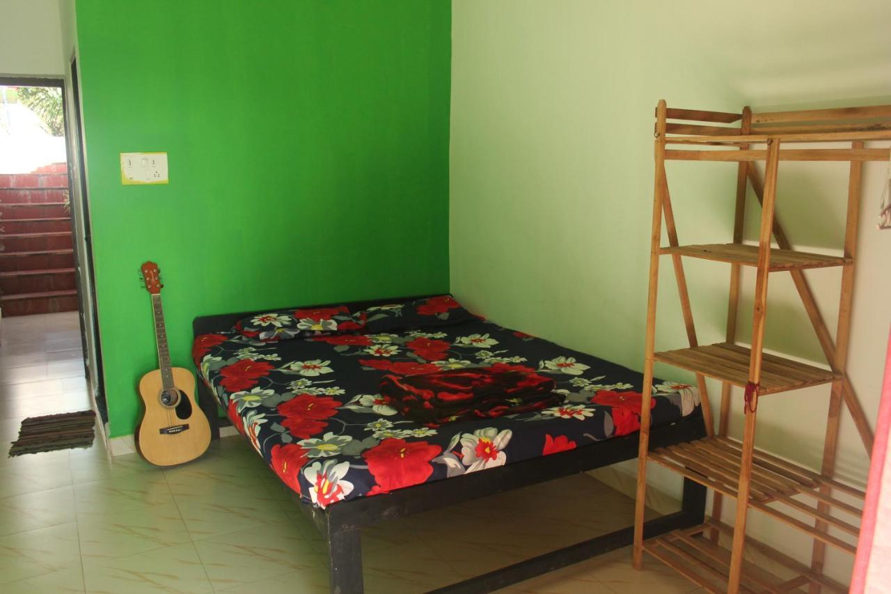 Rasta Mansion Beach Hostel And Rooms Arambol Kültér fotó