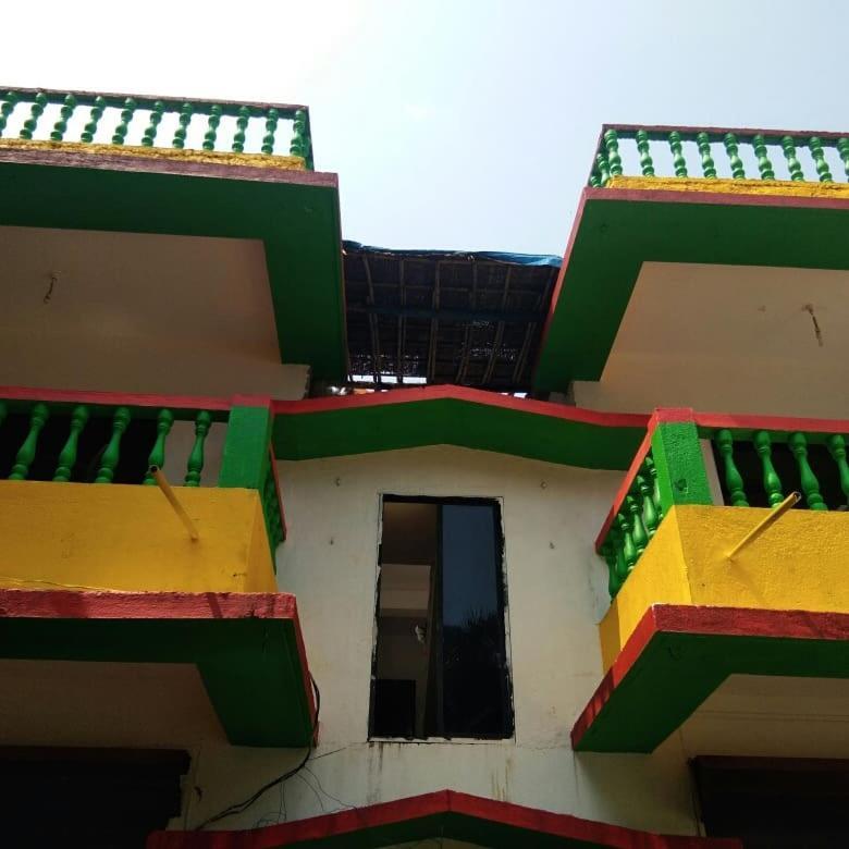 Rasta Mansion Beach Hostel And Rooms Arambol Kültér fotó