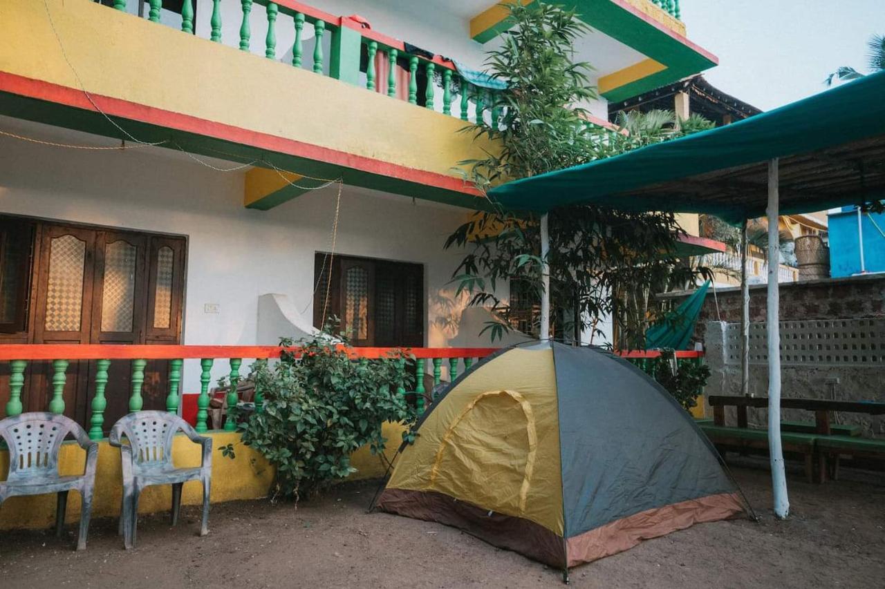 Rasta Mansion Beach Hostel And Rooms Arambol Kültér fotó