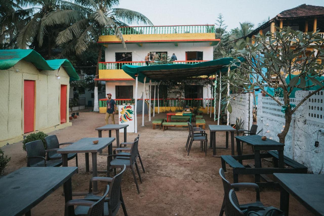 Rasta Mansion Beach Hostel And Rooms Arambol Kültér fotó